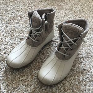 sperry cream/tan duck boots size 6.5